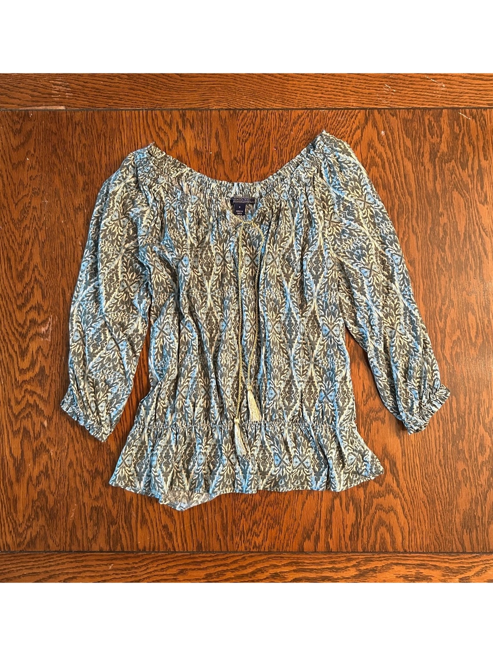 Bandolino brand pullover blouse